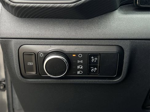 Used 2024 Ford Mustang Coupe image 12