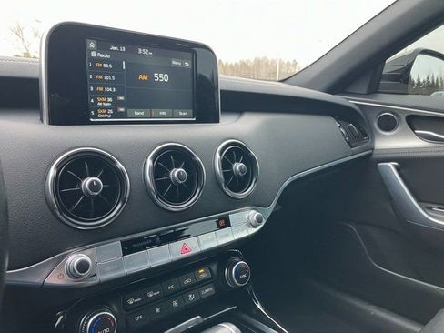 Used 2020 Kia Stinger GT image 10