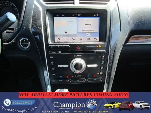 Used 2018 Ford Explorer Platinum AWD/4WD image 21