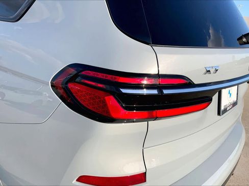 Certified 2024 BMW X7 M60i w/ Executive Package image 28