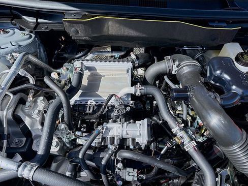 New 2026 Mitsubishi Outlander SEL image 32