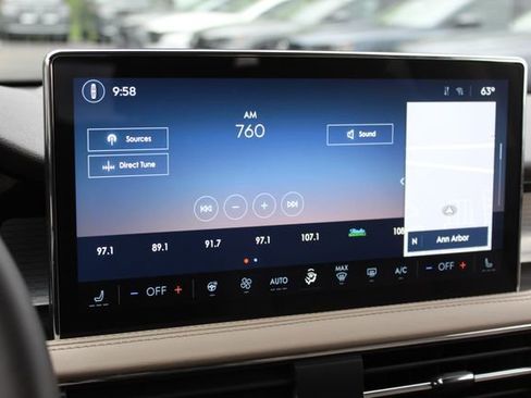 Certified 2024 Lincoln Corsair AWD w/ Equipment Group 101A image 22