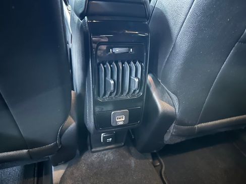 Certified 2024 Jeep Compass Limited AWD/4WD image 35