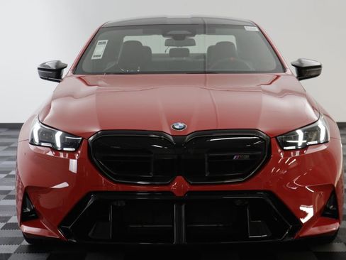 Used 2026 BMW M5 w/ Carbon Package AWD/4WD image 23