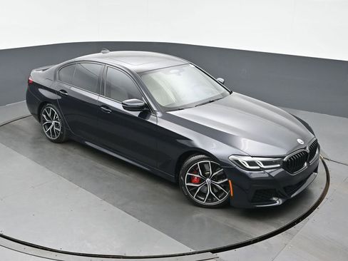 Used 2023 BMW M550i xDrive w/ Dynamic Handling Package AWD/4WD image 33