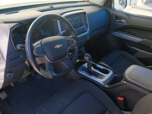 Used 2022 Chevrolet Colorado LT w/ Safety Package image 13