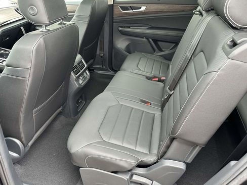 New 2026 Volkswagen Atlas SEL AWD/4WD image 9