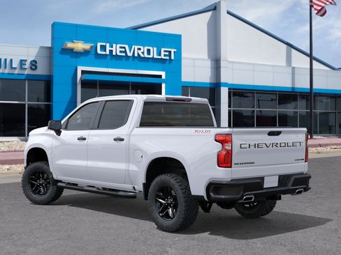 New 2026 Chevrolet Silverado 1500 Custom Trail Boss w/ LPO, Dark Essentials Package AWD/4WD image 3