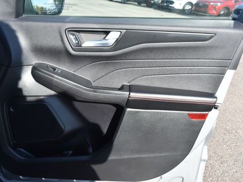 Used 2023 Ford Escape ST-Line AWD/4WD image 42