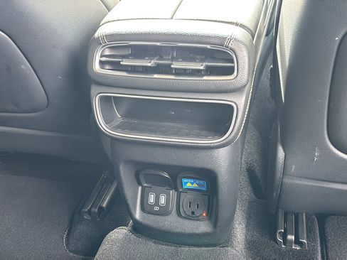 Certified 2024 Genesis GV80 2.5T AWD/4WD image 38