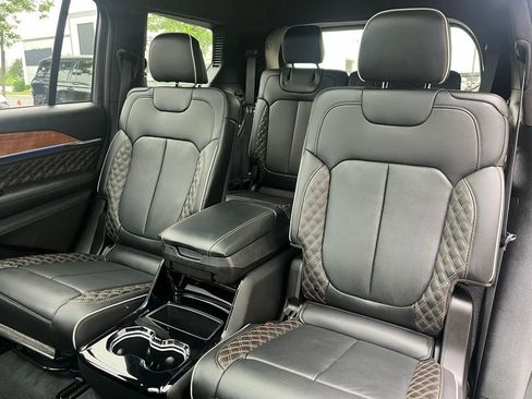 Used 2025 Jeep Grand Cherokee L Summit AWD/4WD image 14