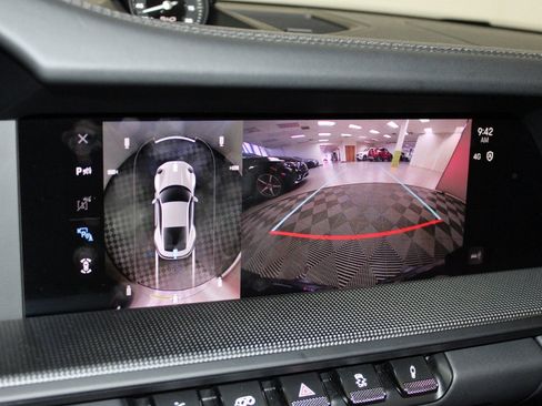 Used 2025 Porsche 911 Carrera 4 GTS image 29