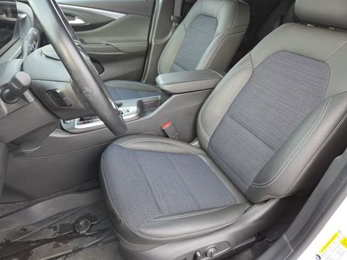 Certified 2024 Buick Envista Preferred w/ Convenience I Package image 31