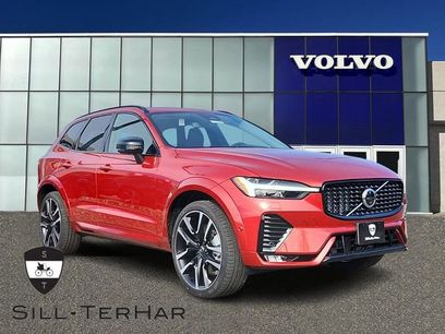 New 2025 Volvo XC60 B5 Ultra w/ Climate Package