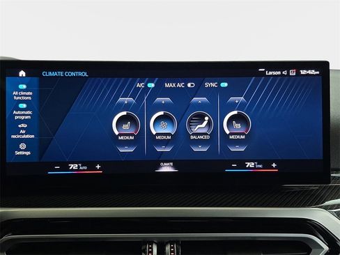 Used 2024 BMW M2 w/ Lighting Package image 22