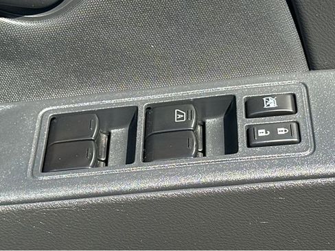 Used 2022 Nissan Frontier S w/ Technology Package RWD image 29