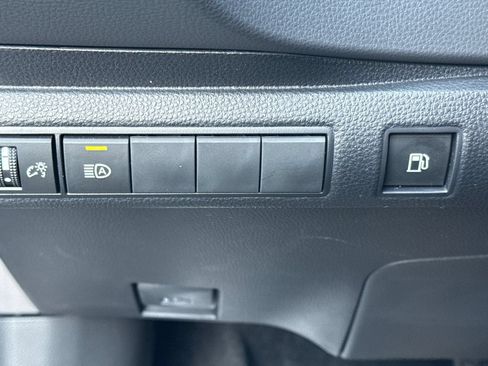 Certified 2026 Toyota Corolla LE w/ Carpet Mat Package (TMS) FWD image 31