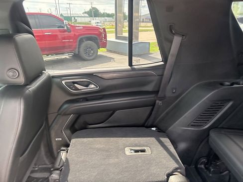 Used 2021 Chevrolet Tahoe LT w/ LT Signature Package RWD image 11