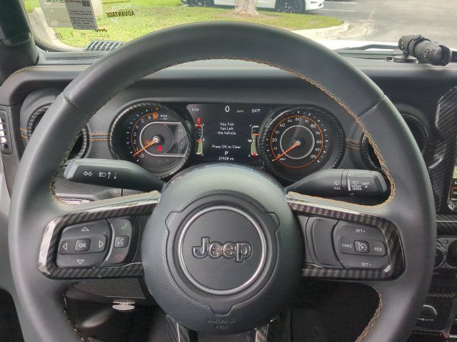 Used 2023 Jeep Gladiator Overland AWD/4WD image 29