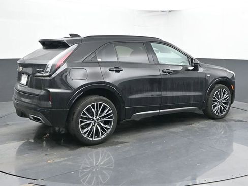 Used 2024 Cadillac XT4 Sport image 11