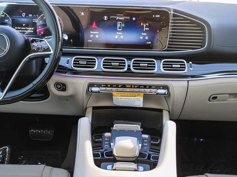 New 2026 Mercedes-Benz GLE 450 4MATIC Coupe image 13