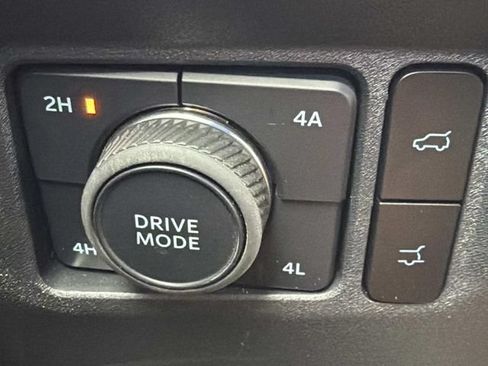 Certified 2025 Ford Expedition Platinum AWD/4WD image 29