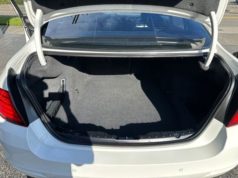 Used 2014 BMW 528i xDrive Sedan image 11