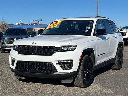 Used 2023 Jeep Grand Cherokee Limited w/ Luxury Tech Group II