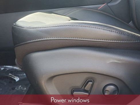 Used 2024 Jeep Compass Limited image 13