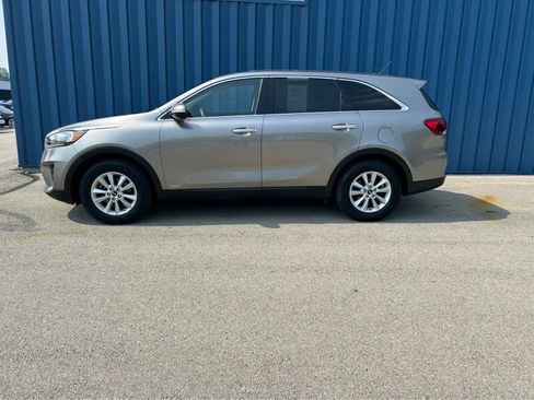 Used 2019 Kia Sorento LX image 20