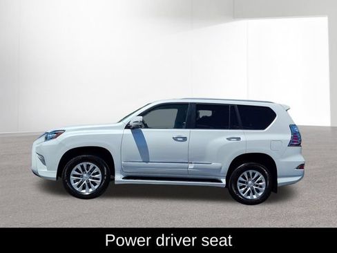 Used 2015 Lexus GX 460 w/ Premium Package AWD/4WD image 9