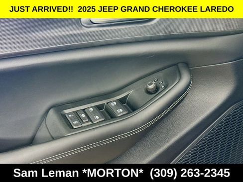 New 2025 Jeep Grand Cherokee Laredo w/ Luxury Tech Group I image 17