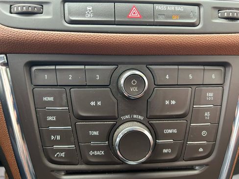 Used 2013 Buick Encore Premium image 26