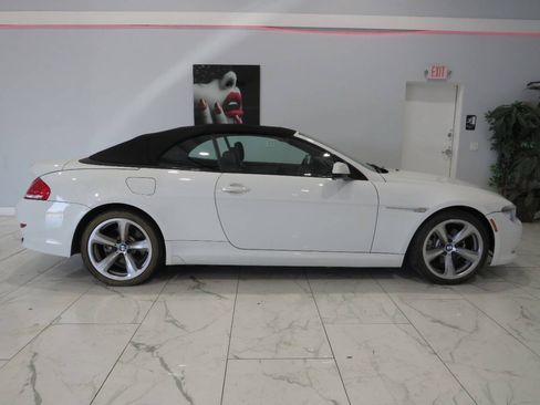 Used 2010 BMW 650i Convertible RWD image 3