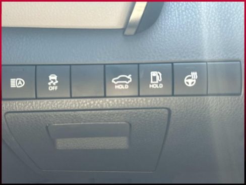 Used 2020 Toyota Camry XLE w/ Navigation Package AWD/4WD image 25