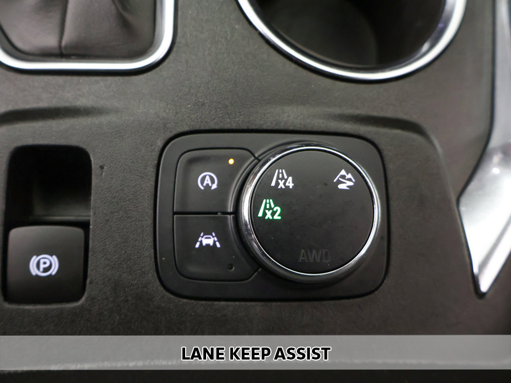 Used 2023 Chevrolet Traverse LT AWD/4WD image 3