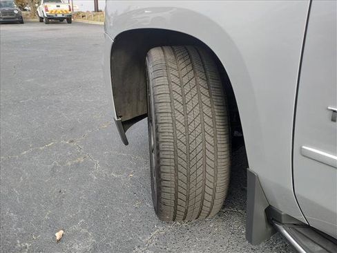 Used 2018 Chevrolet Tahoe Premier image 11