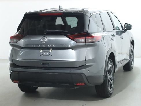 Certified 2025 Nissan Rogue SV FWD image 44