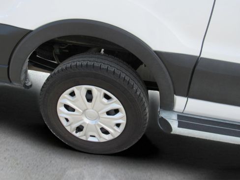 Used 2024 Ford Transit 250 Low Roof w/ Exterior Upgrade Package image 4