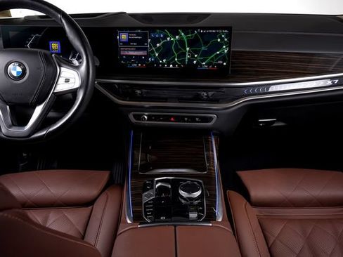 Used 2024 BMW X7 xDrive40i w/ Premium Package AWD/4WD image 36