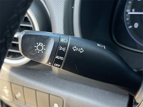 Used 2018 Hyundai Kona SEL image 25