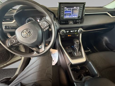 Used 2022 Toyota RAV4 XLE w/ Convenience Package AWD/4WD image 21