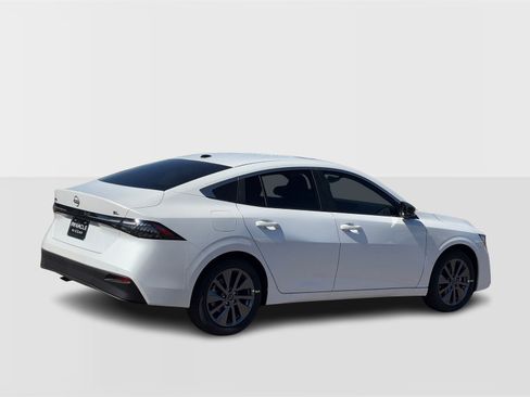 New 2026 Nissan Sentra SL w/ Floor Mat Package image 4