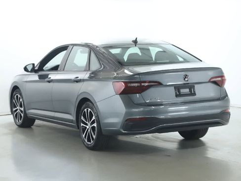 Certified 2024 Volkswagen Jetta Sport FWD image 39
