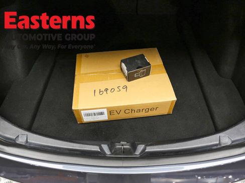 Used 2018 Tesla Model 3 Long Range image 9