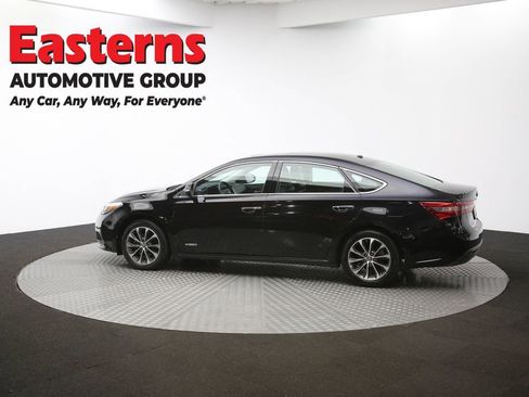 Used 2018 Toyota Avalon Limited image 60