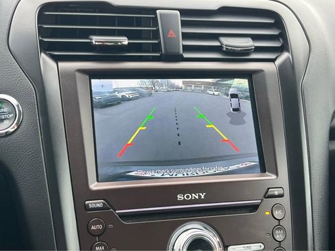 Used 2020 Ford Fusion Titanium image 36