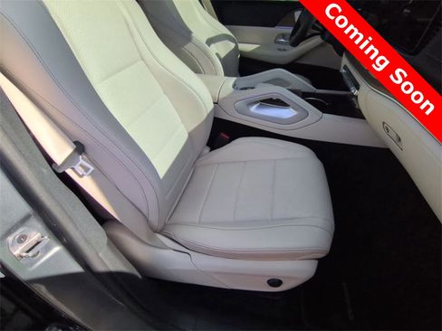 Used 2024 Mercedes-Benz GLS 450 4MATIC image 23