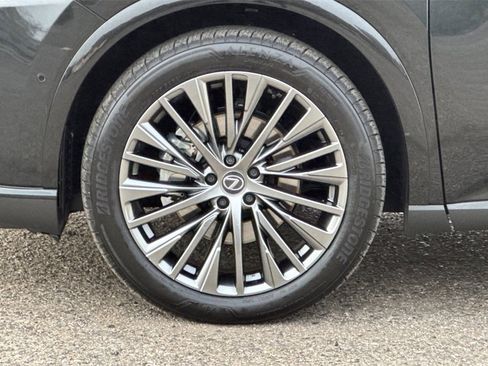 Used 2025 Lexus RX 450h AWD w/ Luxury Package image 33