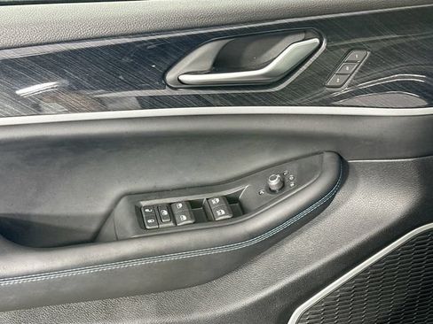 Used 2023 Jeep Grand Cherokee Trailhawk w/ Luxury Tech Group III AWD/4WD image 27